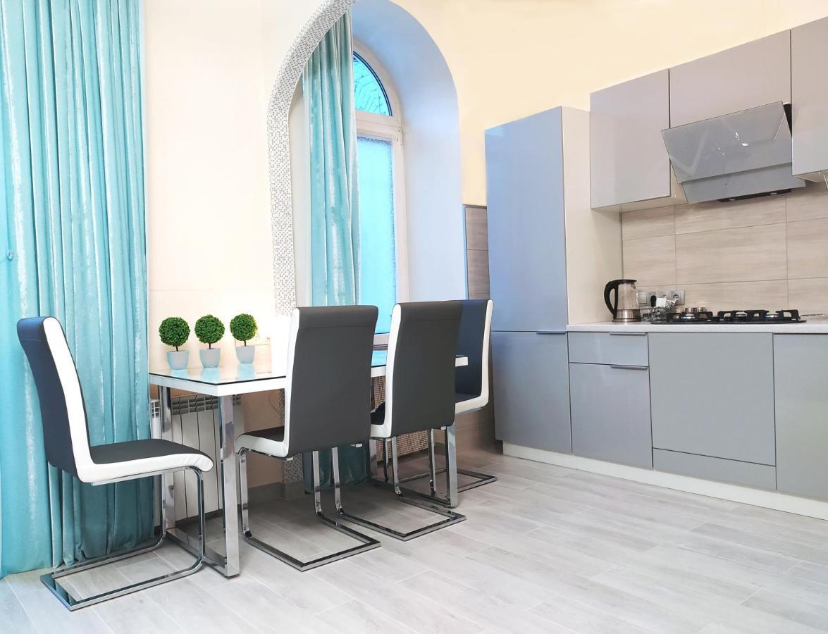 קייב Apartment Luxury Centre Located מראה חיצוני תמונה